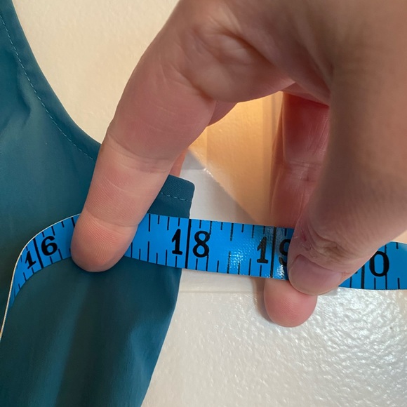 Athleta Sleeveless Top, size Small - Picture 6 of 7